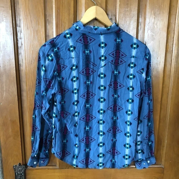 Snap Front Western  Shirt - Picture 3 of 12